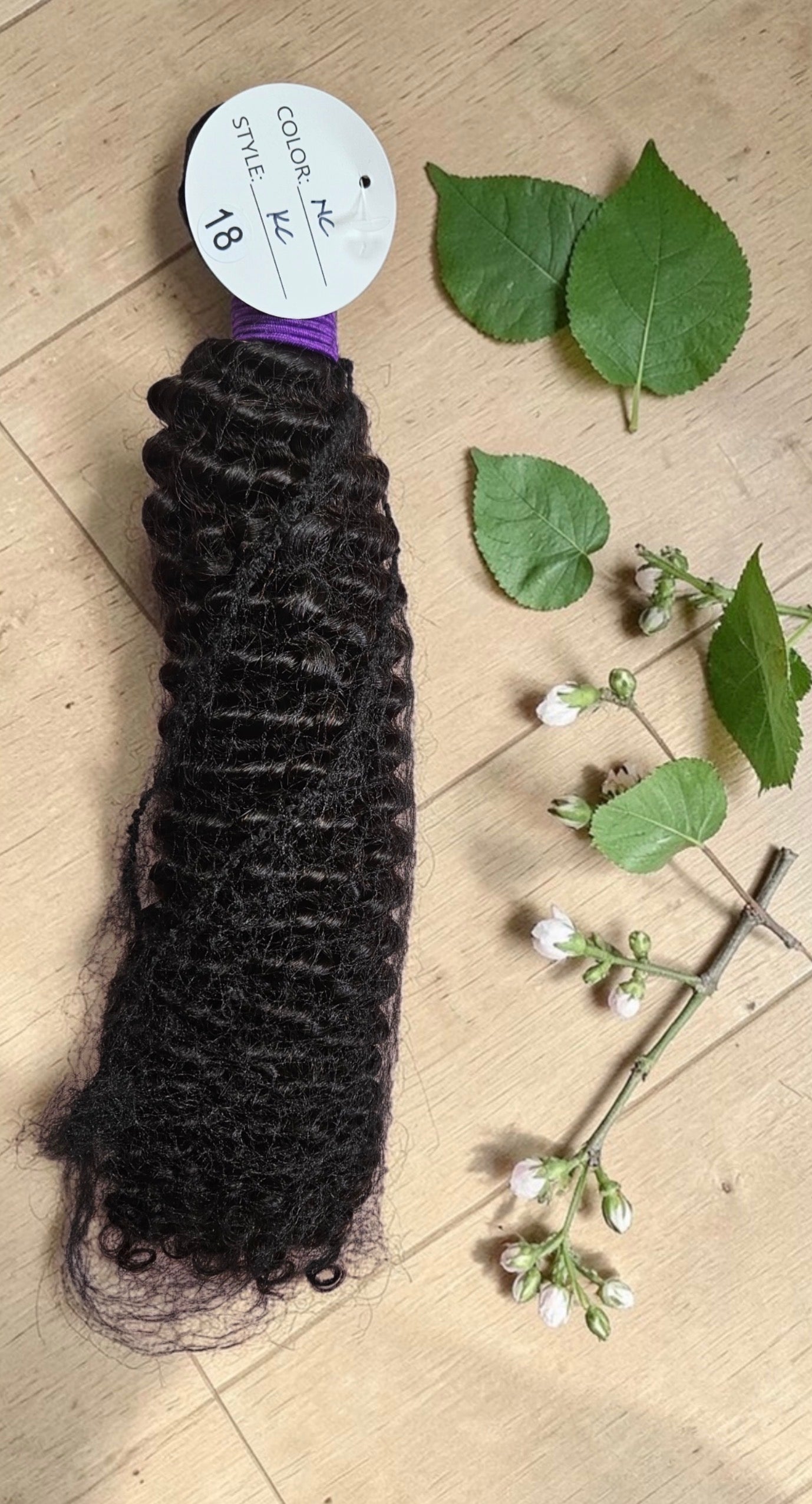 18" LOOSE CURLY - NATURAL COLOR
