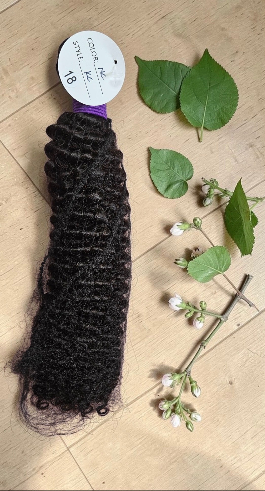 18" KINKY CURLY - NATURAL COLOR